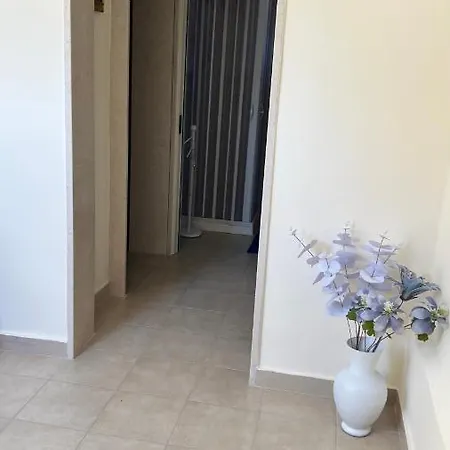 Πανσιόν Faro's *