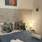 Faro's Πανσιόν *