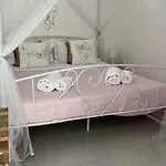 Πανσιόν Faro's *