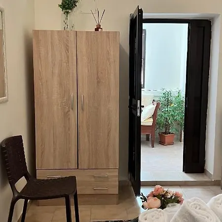 Pensionat Faro's Bari